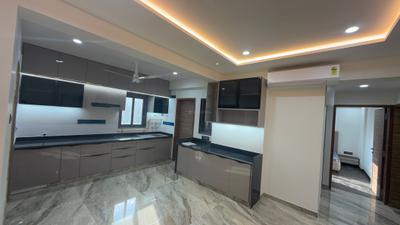 Kitchen Image of 2250 Sq.ft 4 BHK Apartment / Flat for rent in Swagat Agacia, Sargasan Gandhinagar for Rs. 60000