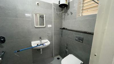 Bathroom Image of 700 Sq.ft 1 BHK Apartment / Flat for rent in Nagavara Bengaluru for Rs. 30000