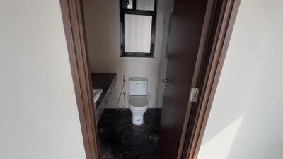 Image of 1200 Sq.ft 3 BHK Apartment / Flat for sale in Kalpataru Magnus, Bandra East, Mumbai for Rs. 65000000