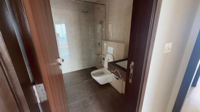 Image of 1260 Sq.ft 3 BHK Apartment / Flat for rent in Piramal Mahalaxmi South Tower, Worli, Mumbai for Rs. 250151