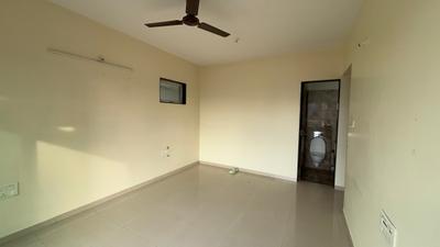 Bedroom Image of 1120 Sq.ft 2 BHK Apartment / Flat for sale in Lokhandwala Spring Grove, Kandivali East Mumbai for Rs. 22500000