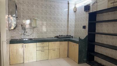Kitchen Image of 1500 Sq.ft 3 BHK Apartment / Flat for rent in Tingre Apartment, Tingre Nagar Pune for Rs. 35000