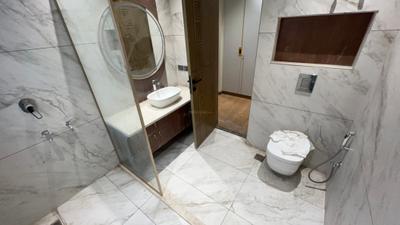 Image of 3015 Sq.ft 4 BHK Builder Floor for sale in Punjabi Bagh, New Delhi for Rs. 70000000