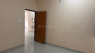 Bedroom Image of 1350 Sq.ft 2 BHK Builder Floor for rent in Indira Nagar Lucknow for Rs. 20000