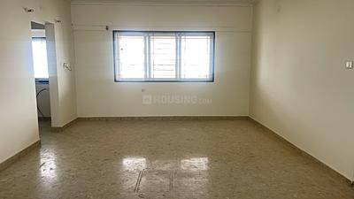 Living Room Image of 2250 Sq.ft 3.5 BHK Apartment / Flat for sale in Magarpatta Laburnum Park, Magarpatta City Pune for Rs. 34000000
