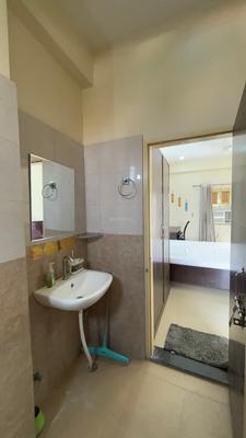 Bathroom Image of 210 Sq.ft 1 RK Apartment / Flat for rent in Sector 86 Gurgaon for Rs. 12980