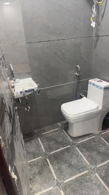 Bathroom Image of 416 Sq.ft 1 RK Builder Floor for rent in  Dayanand Colony RWA, Lajpat Nagar New Delhi for Rs. 24000