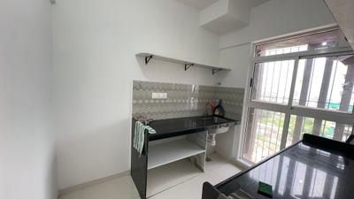 Kitchen Image of 573 Sq.ft 2 BHK Apartment / Flat for rent in Lodha Palava Premier, Dombivli East Thane for Rs. 18000