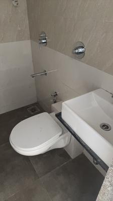 Bathroom Image of 510 Sq.ft 1 BHK Apartment / Flat for sale in Sushanku Avenue 36, Goregaon West Mumbai for Rs. 11200000