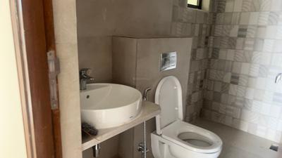 Image of 1250 Sq.ft 2 BHK Apartment / Flat for sale in Hubtown Seasons, Chembur, Mumbai for Rs. 30000000