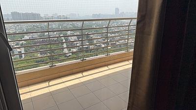Balcony Image of 1827 Sq.ft 3 BHK Apartment / Flat for rent in ABA Cleo County, Sector 121 Noida for Rs. 75000