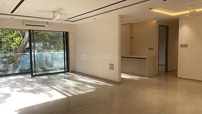 Living Room Image of 1570 Sq.ft 3 BHK Apartment / Flat for sale in Gurukrupa Alaknanda, Juhu Mumbai for Rs. 97000000