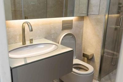 Bathroom Image of 3100 Sq.ft 4 BHK Apartment / Flat for sale in Adani Ten BKC, Bandra East Mumbai for Rs. 190000000