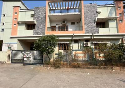 8 BHK Independent House