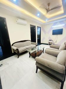 Hall Image of 2700 Sq.ft 4 BHK Builder Floor for rent in Sector 46 Gurgaon for Rs. 100000