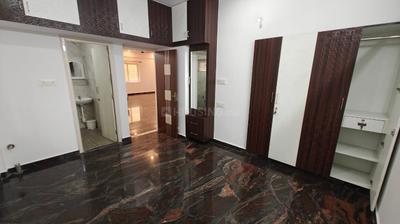 Bedroom Image of 1250 Sq.ft 2 BHK Apartment / Flat for rent in Indira Nagar Bengaluru for Rs. 60000