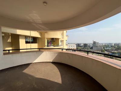 Balcony Image of 2400 Sq.ft 4 BHK Apartment / Flat for rent in Paras Emperor, Hoshangabad Road Bhopal for Rs. 60000