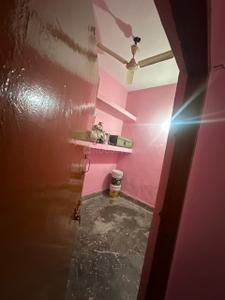 Bedroom Image of 700 Sq.ft 2 BHK Independent House for sale in Aya Nagar New Delhi for Rs. 4500000