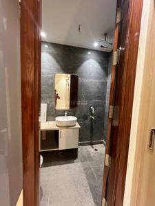 Image of 900 Sq.ft 2 BHK Builder Floor for sale in Patel Nagar, New Delhi for Rs. 14000000