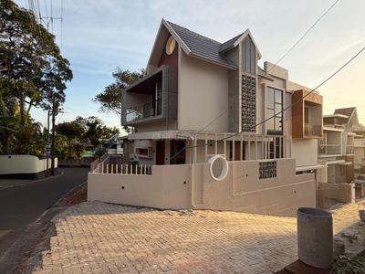 Image of 3094 Sq.ft 4 BHK Independent House for sale in Kakkanad, Kochi for Rs. 16800000