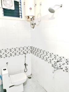 Bathroom Image of 1500 Sq.ft 2 BHK Independent House for rent in Ayodhya Bypass Bhopal for Rs. 11000