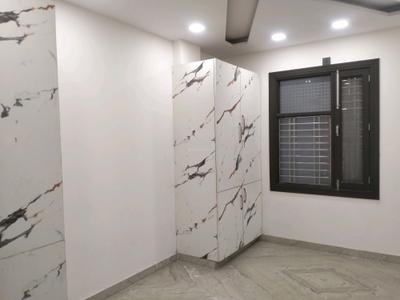 Bedroom Image of 850 Sq.ft 2 BHK Builder Floor for sale in Shalimar Bagh New Delhi for Rs. 11000000