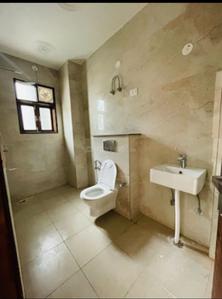 Bathroom Image of 2200 Sq.ft 3 BHK Builder Floor for rent in Palam Vihar Extension Gurgaon for Rs. 35000