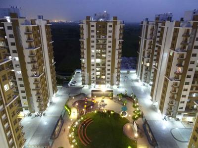 Image of 1246 Sq.ft 2 BHK Apartment / Flat for sale in Happy Home Nakshatra Embassy, Palanpur, Surat for Rs. 4500000