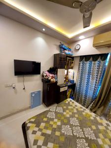 Image of 800 Sq.ft 2 BHK Apartment / Flat for sale in Gurukrupa Marina Enclave, Malad West, Mumbai for Rs. 17500000
