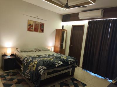 Bedroom Image of 1850 Sq.ft 4 BHK Apartment / Flat for rent in Rishita Manhattan, Gomti Nagar Extension Lucknow for Rs. 50000