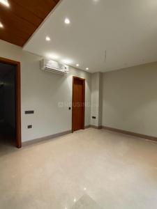 Bedroom Image of 2700 Sq.ft 4 BHK Builder Floor for rent in Green Park Extension New Delhi for Rs. 250000