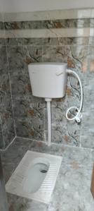 Bathroom Image of 900 Sq.ft 3 BHK Independent House for rent in Bijnor Lucknow for Rs. 15000