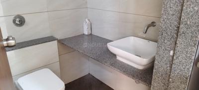Bathroom Image of 1448 Sq.ft 3 BHK Apartment / Flat for rent in Seven 9 Sky, Chhani Vadodara for Rs. 23000