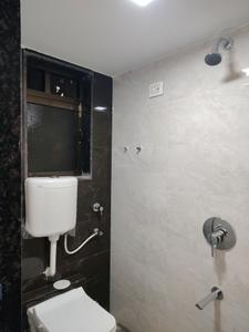 Common Bathroom Image of 1500 Sq.ft 2 BHK Apartment / Flat for rent in Rosa Bella, Hiranandani Estate Thane for Rs. 45000