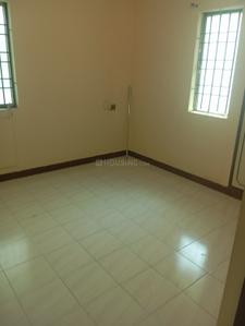 Bedroom Image of 1050 Sq.ft 2 BHK Builder Floor for rent in Adyar Chennai for Rs. 42000