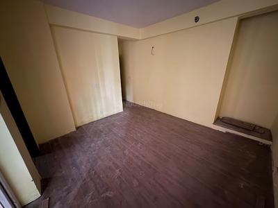 Bedroom Image of 1500 Sq.ft 3.5 BHK Apartment / Flat for sale in Sikka Karmic Greens, Sector 78 Noida for Rs. 12000000