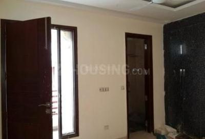 Bedroom Image of 950 Sq.ft 2 BHK Builder Floor for rent in Sant Nagar New Delhi for Rs. 32000
