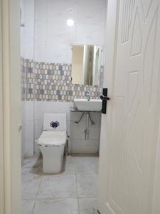 Common Bathroom Image of 500 Sq.ft 1 BHK Apartment / Flat for sale in Neb Sarai New Delhi for Rs. 3000000
