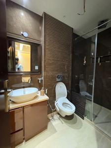 Bathroom Image of 1700 Sq.ft 3 BHK Builder Floor for sale in Pushpanjali Enclave RWA, Pitampura New Delhi for Rs. 37000000