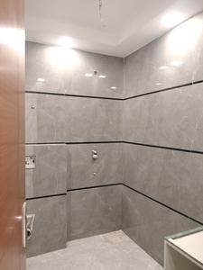 Common Bathroom Image of 1305 Sq.ft 3 BHK Builder Floor for sale in BPTP District 5, Sector 84 Faridabad for Rs. 13200000
