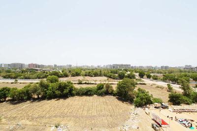 Image of 3600 Sq.ft 4 BHK Apartment / Flat for sale in Gota, Ahmedabad for Rs. 19200000