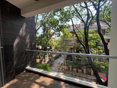 Balcony Image of 2550 Sq.ft 3 BHK Apartment / Flat for rent in Richmond Town Bengaluru for Rs. 135000