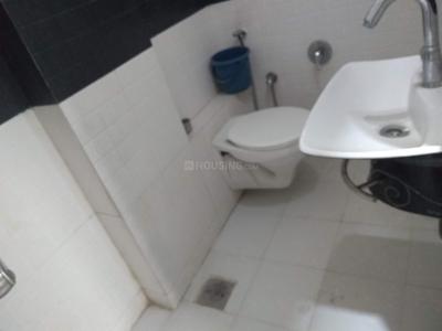 Bathroom Image of 1141 Sq.ft 3 BHK Apartment / Flat for sale in Manjalpur Vadodara for Rs. 6500000