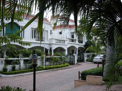 Image of 1650 Sq.ft 3 BHK Villa for sale in Paras Majestic, Shahpura, Bhopal for Rs. 26000000