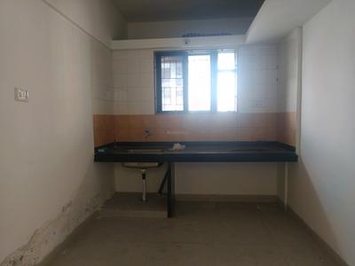 Kitchen Image of 600 Sq.ft 1 BHK Apartment / Flat for rent in Magarpatta Heliconia, Magarpatta City Pune for Rs. 24000