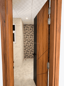 Image of 1610 Sq.ft 3 BHK Builder Floor for sale in Vantara Heights, Sector 107, Noida for Rs. 8500000