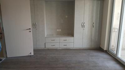 Bedroom Image of 1900 Sq.ft 4.5 BHK Apartment / Flat for sale in Emaar Palm Hills, Sector 77 Gurgaon for Rs. 25000000