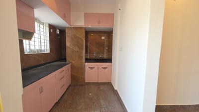 Kitchen Image of 900 Sq.ft 2 BHK Builder Floor for rent in Singasandra Bengaluru for Rs. 30000