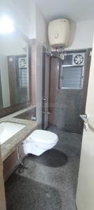 Bathroom Image of 550 Sq.ft 1 BHK Apartment / Flat for rent in Kalpataru Hills, Thane West Thane for Rs. 30000