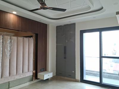 Bedroom Image of 1800 Sq.ft 3 BHK Builder Floor for sale in Paschim Vihar New Delhi for Rs. 37500000